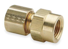 Load image into Gallery viewer, WMI Connectors Fittings and Spare Parts WMI Burger Motorsports Female straight nozzle to compression 1/8&quot; NPT
