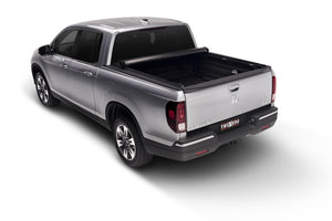 Truxedo 07-13 GMC Sierra & Chevrolet Silverado 1500 5ft 8in Lo Pro Bed Cover Truxedo Bed Covers - Roll Up